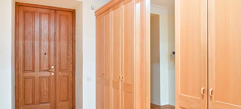 Glass Closet Door Repair in Pinellas Park, FL