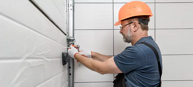 Garage Door Repair in Pinellas Park